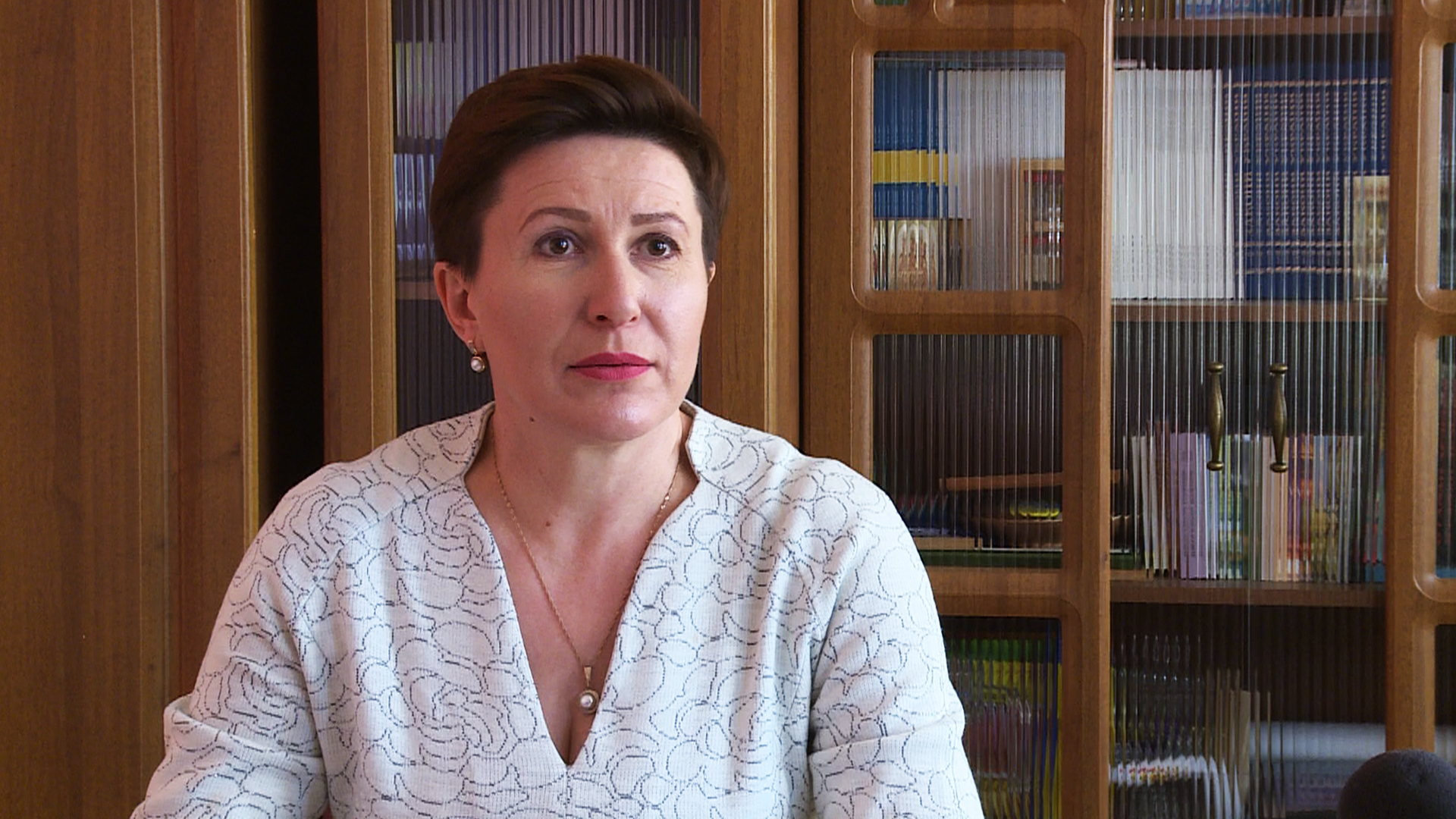 Працюєш за кордоном - плати страхові внески та збори (відео) Працюєш за кордоном - плати страхові внески та збори (відео)