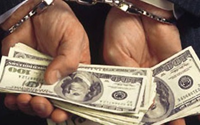 На Прикарпатті затримали працівника військового комісаріату на хабарі $1 тис.