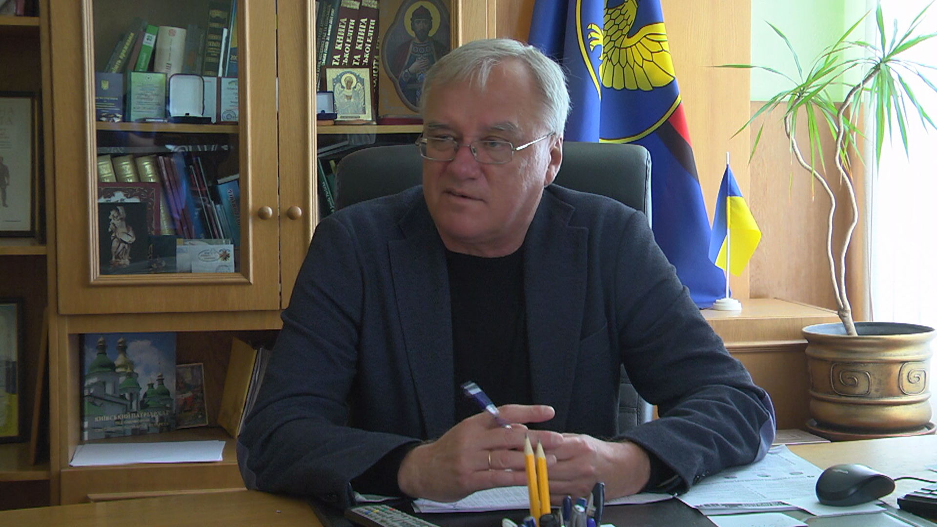 У Коломиї ремонтують дороги в борг (відео) У Коломиї ремонтують дороги в борг (відео)