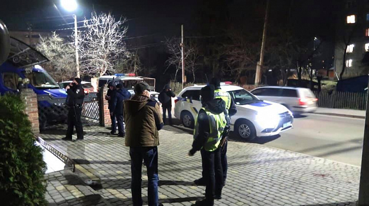 У Коломиї чоловік спричинив ножове поранення знайомому (фото)