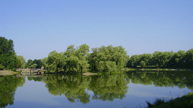 3 та 4 квітня коломияни прибиратимуть міське озеро