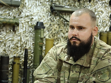 Штурмовик на псевдо «Бізон» продовжує службу в поліції Прикарпаття (відео)