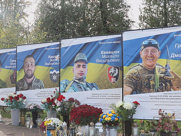 У Нижньому Вербіжі провели панахиду на вшанування військового Михайла Кавацюка