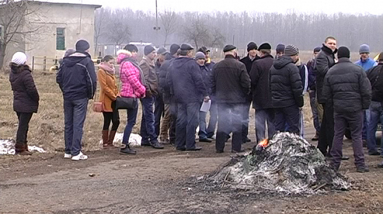 На Коломийщині взяли в облогу ветсанзавод (відео)