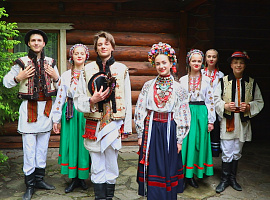 У Коломиї відтворили самобутнє весілля Саджавки
