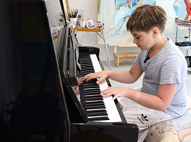 11-річний композитор з Прикарпаття показав як створює музику (відео)