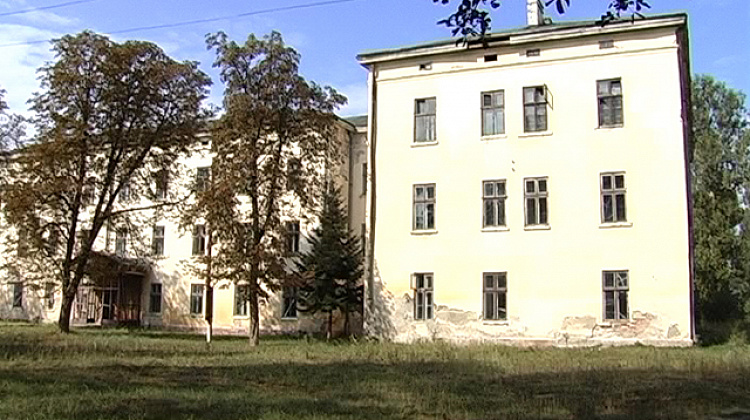 У Коломиї відновлюють військову частину і запрошують на роботу всіх охочих (відео)