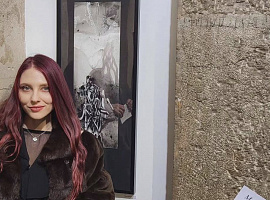 Коломийська художниця Юлія Цапурак представила свою картину у Франції (відео)