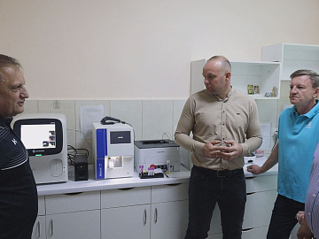Сучасний апарат для аналізів крові тепер має Городенківський центр первинної медичної допомоги (відео)