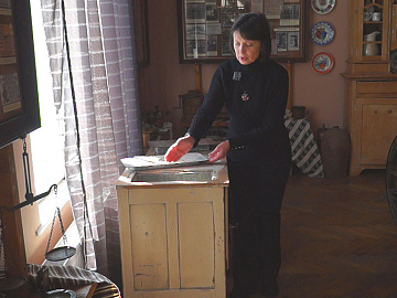 Холодильник без світла: як колись у Коломиї зберігали продукти без електрики? (відео)