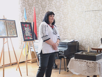 У музеї історії міста Коломиї триває виставка стародавніх ікон з різних регіонів України
