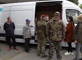 Українці з Іспанії передали гуманітарну допомогу у Коломию (відео)