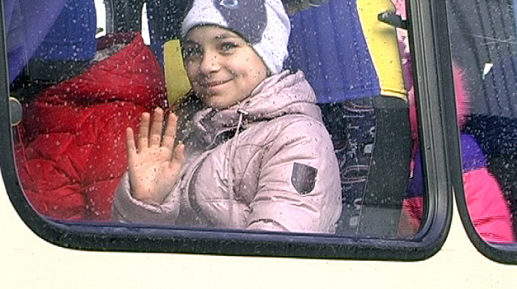 На Коломийщині дітям організували екскурсію до льодового містечка (відео)