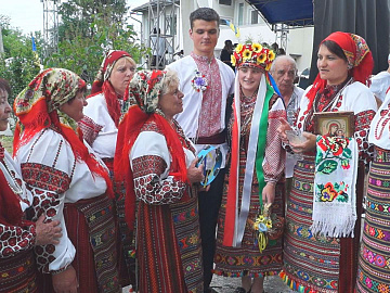 «Коломийка» повернулась: у Воскресінцях відбувся колоритний фестиваль (відео)