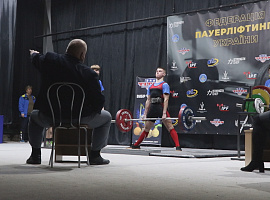 Обласний Чемпіонат з класничного пауерліфтингу відбувся у Коломиї (відео)
