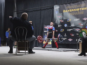 Обласний Чемпіонат з класничного пауерліфтингу відбувся у Коломиї (відео)