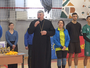 У Королівці відбувся турнір з волейболу «Спортивна дорога до Бога» (відео)