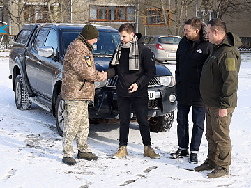 Авто, яке захищатиме Прикарпаття, купили коломийські підприємці (відео)