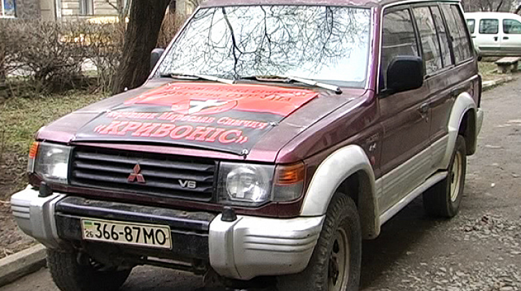 Коломийська станиця ОУН-УПА відправила на Схід джип (відео)