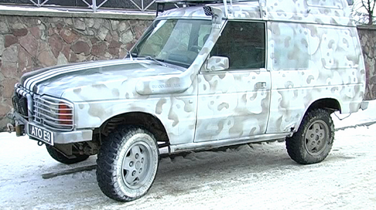 Автомобіль для АТО придбали мешканці села, що на Коломийщині (відео)