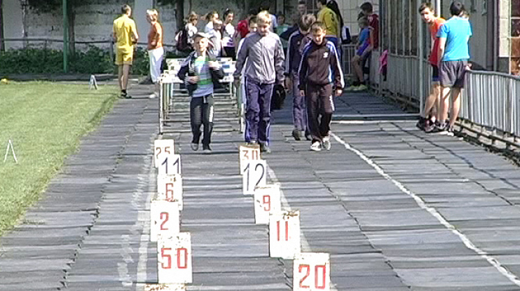 Школярі Коломийщини змагалися у "Козацькому гарті" (відео)