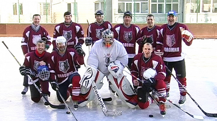 На Прикарпатті розпочали хокейний сезон (відео)