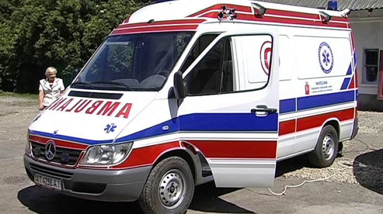 Коломийській швидкій поляки подарували нову машину (відео)