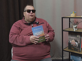 Коломию відвідав незрячий співак, поет-пісняр і блогер Тарас Мільчаковський