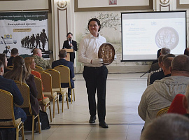 1 мільйон 720 тисяч гривень зібрали під час проведення благодійного аукціону у Коломиї (відео)