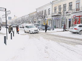 Як Коломия переживає снігопад (відео)