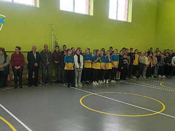 У Товмачицькій філії Коломийського ліцею №8 відремонтували спортивну залу (відео)