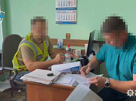 На Прикарпатті затримали голову військово-лікарської комісії на хабарі (відео) На Прикарпатті затримали голову військово-лікарської комісії на хабарі (відео)
