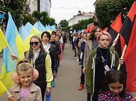 День Героїв України: у Коломиї відбулися панахида та акція (відео)